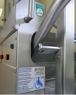 Plattformlift in hochwertigen Edelstahl :: Fahrbahstützen und Fahrbahn aus Edelsthal